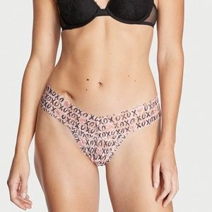 Victoria's Secret The Lacie All Over Lace Thong Panty Pink XO Medium NEW